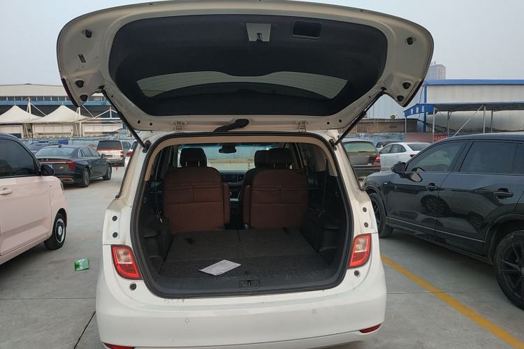 Used Buick GL6 2019 18T 6-Seater Connected Luxury Version China V Standard Trunk