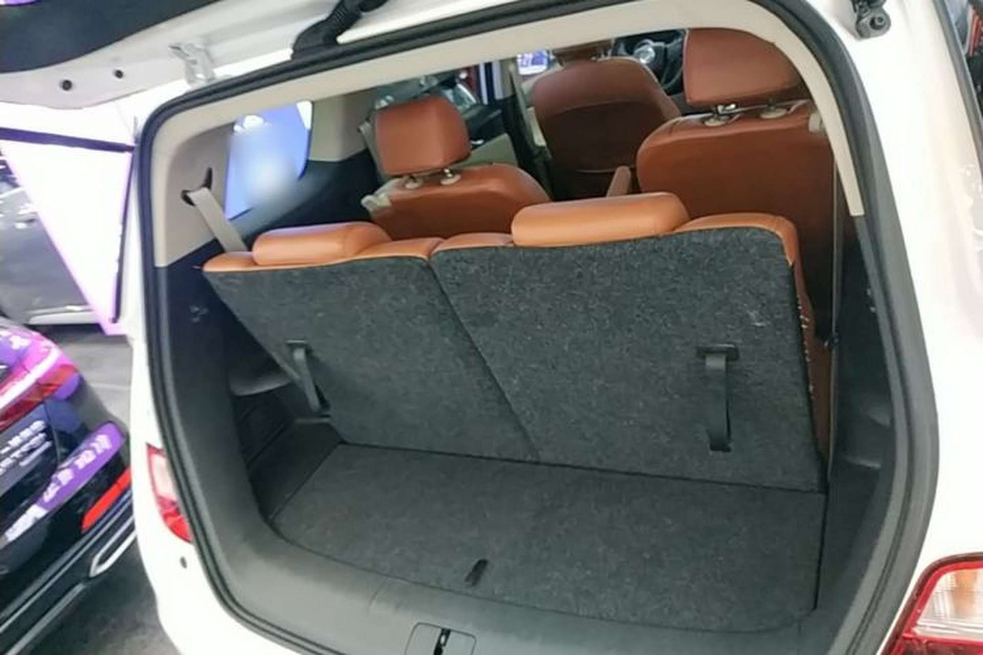 Used Buick GL6 2019 18T 6-Seater Elite Version China VI Standard Trunk