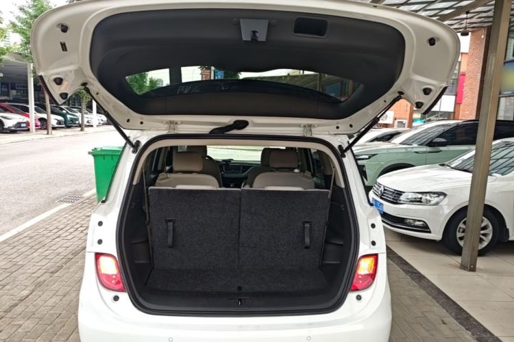 Used Buick GL6 2019 18T 6-Seater Elite Version China VI Standard Trunk