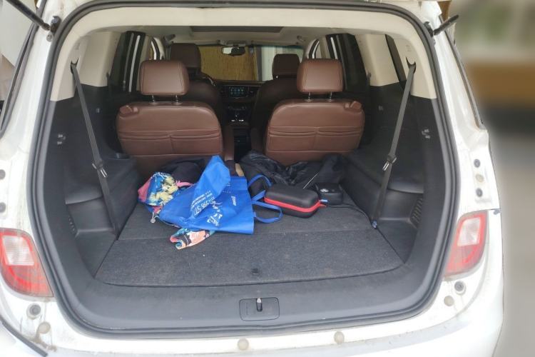 Used Buick GL6 2019 18T 6-Seater Connected Luxury Version China VI Standard Trunk