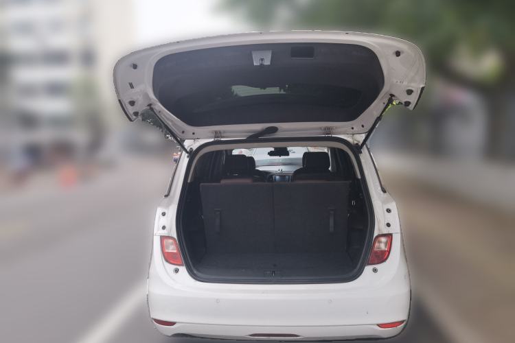 Used Buick GL6 2019 18T 6-Seater Connected Luxury Version China VI Standard Trunk