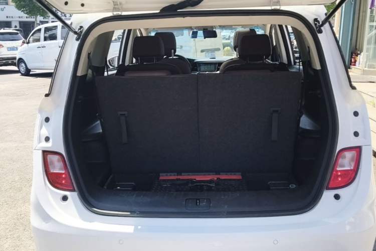 Used Buick GL6 2019 18T 6-Seater Connected Luxury Version China VI Standard Trunk