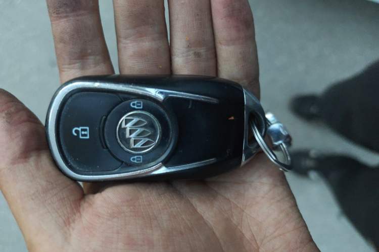 Used Buick GL6 2019 18T 6-Seater Connected Luxury Version China VI Standard Vehicle Key