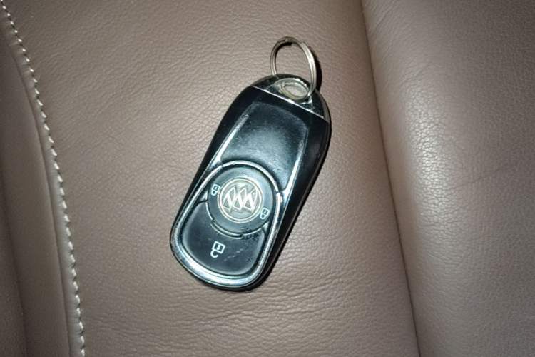Used Buick GL6 2019 18T 5-Seater Connected Luxury Version China V Standard Vehicle Key