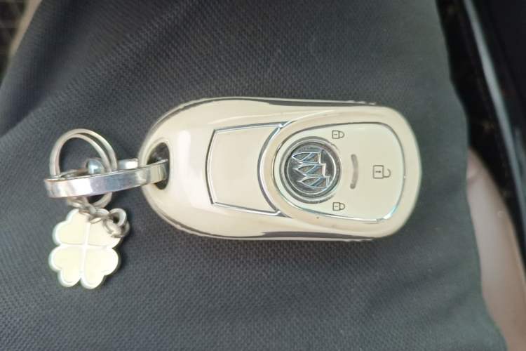 Used Buick GL6 2019 18T 6-Seater Connected Luxury Version China V Standard Vehicle Key