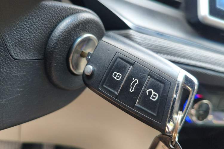 Used Buick GL6 2019 18T 6-Seater Elite Version China VI Standard Vehicle Key