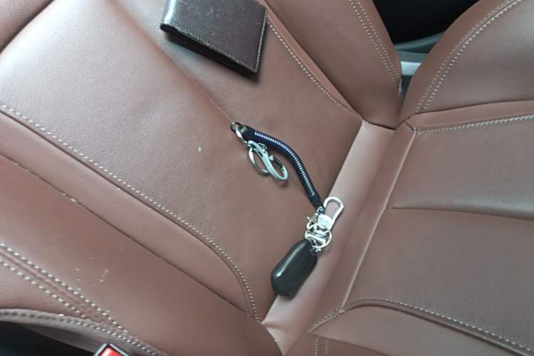 Used Buick GL6 2019 18T 6-Seater Connected Luxury Version China V Standard Vehicle Key