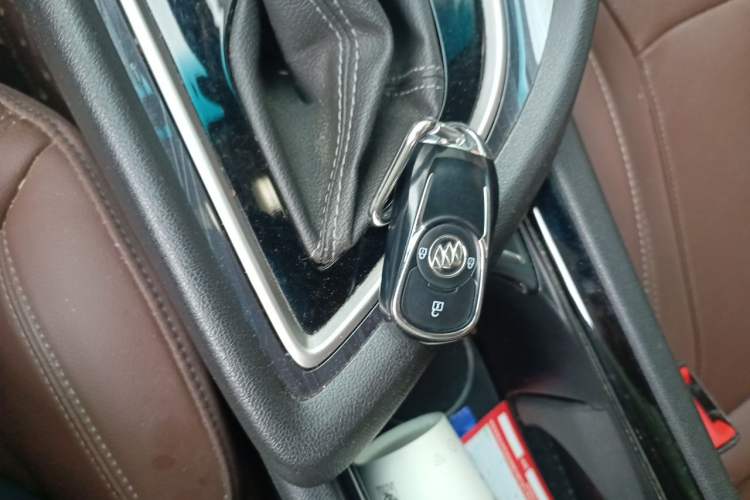 Used Buick GL6 2019 18T 6-Seater Connected Luxury Version China V Standard Vehicle Key