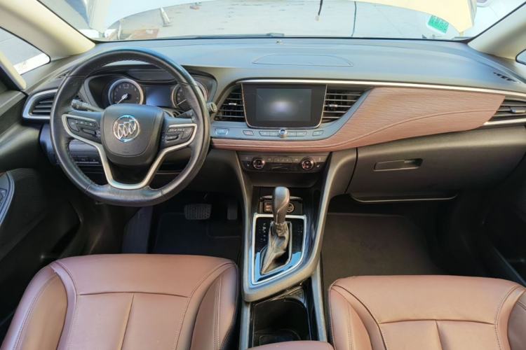 Used Buick GL6 2019 18T 6-Seater Connected Luxury Version China VI Standard Center Console