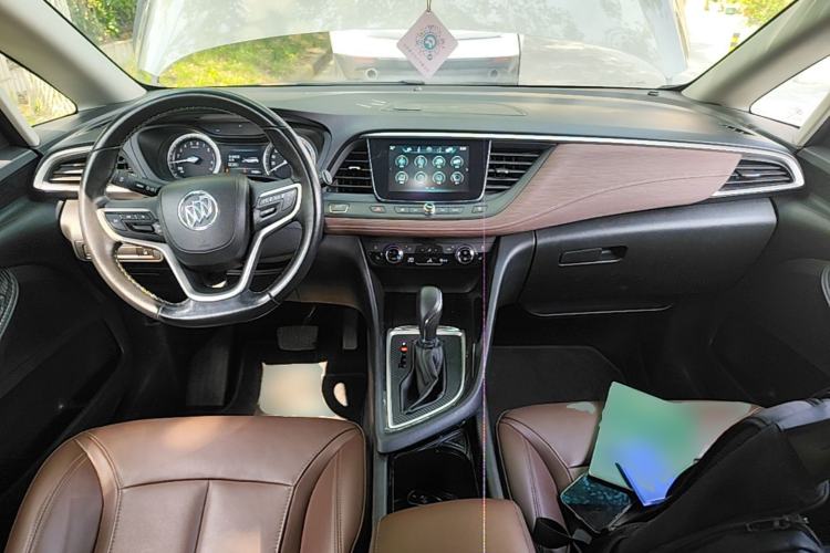 Used Buick GL6 2019 18T 6-Seater Connected Luxury Version China VI Standard Center Console