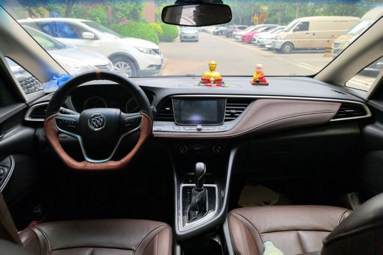 Used Buick GL6 2019 18T 6-Seater Connected Luxury Version China V Standard Center Console