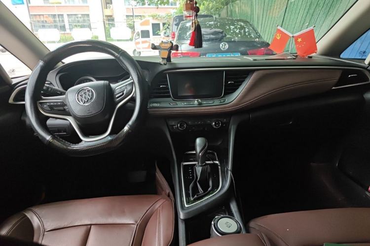 Used Buick GL6 2019 18T 6-Seater Connected Luxury Version China VI Standard Center Console