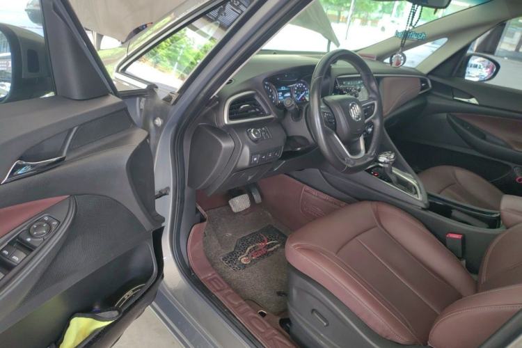 Used Buick GL6 2019 18T 6-Seater Connected Luxury Version China VI Standard Driver Seat