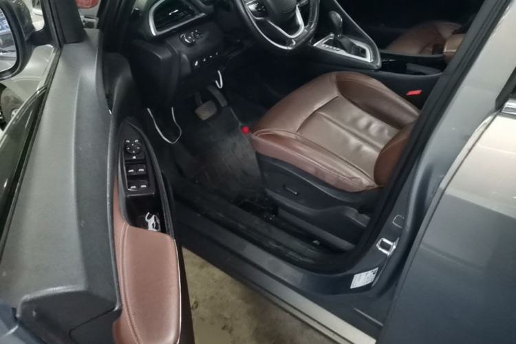 Used Buick GL6 2019 18T 6-Seater Connected Luxury Version China V Standard Driver Seat