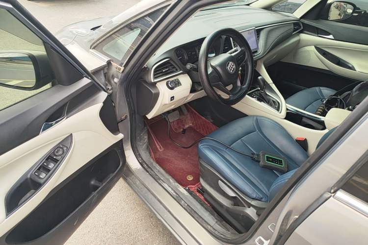 Used Buick GL6 2019 18T 6-Seater Elite Version China V Standard Driver Seat