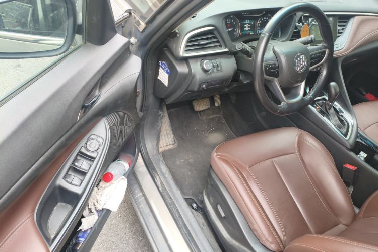 Used Buick GL6 2019 18T 6-Seater Connected Luxury Version China VI Standard Driver Seat