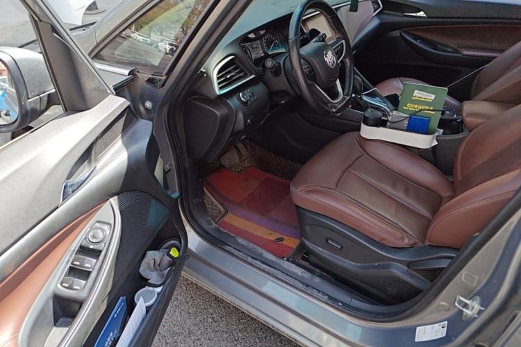 Used Buick GL6 2019 18T 6-Seater Connected Luxury Version China V Standard Driver Seat