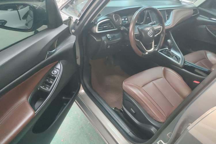 Used Buick GL6 2019 18T 6-Seater Connected Luxury Version China VI Standard Driver Seat