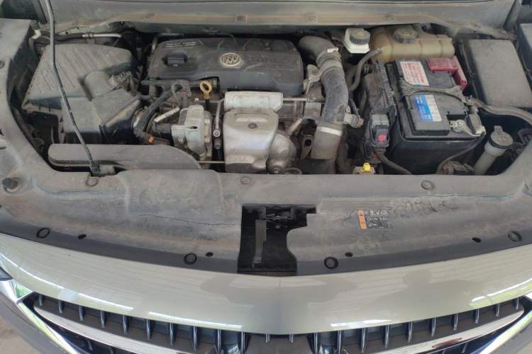 Used Buick GL6 2019 18T 6-Seater Connected Luxury Version China VI Standard Engine Bay