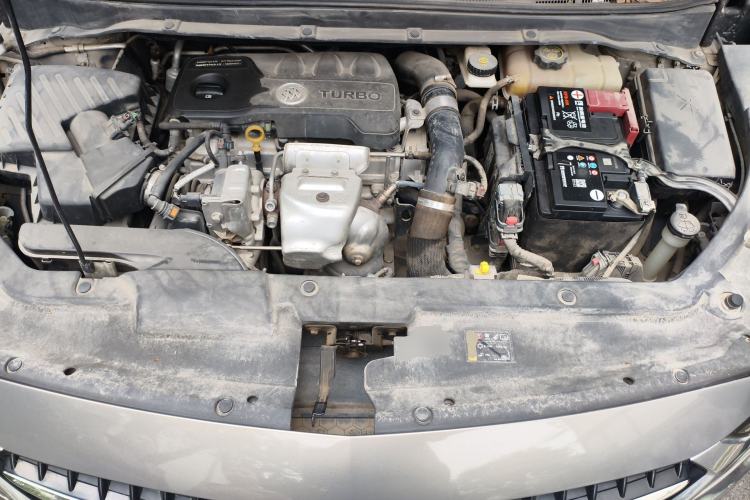 Used Buick GL6 2019 18T 6-Seater Connected Luxury Version China VI Standard Engine Bay