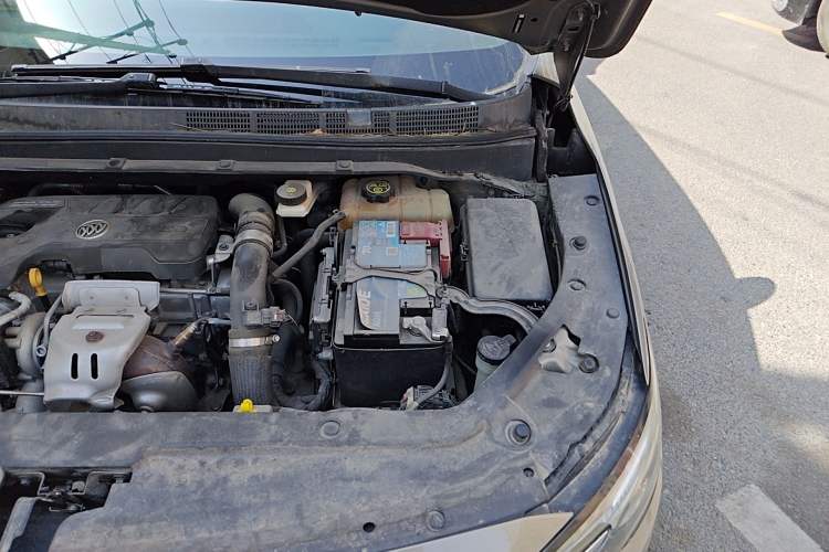 Used Buick GL6 2019 18T 6-Seater Connected Luxury Version China V Standard Engine Bay Left