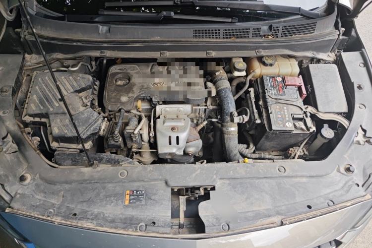 Used Buick GL6 2019 18T 6-Seater Connected Luxury Version China VI Standard Engine Bay