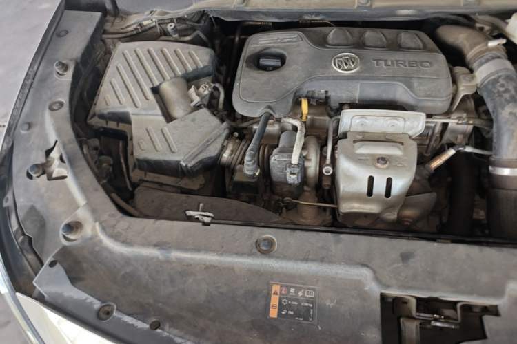 Used Buick GL6 2019 18T 6-Seater Connected Luxury Version China V Standard Engine Bay Right