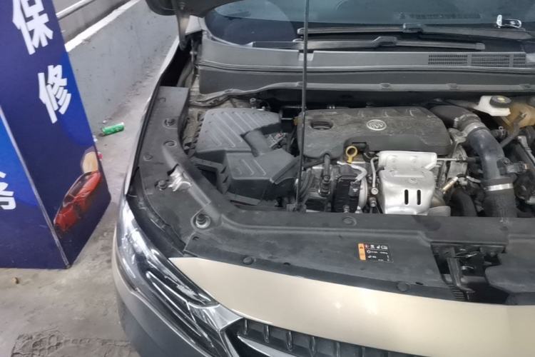 Used Buick GL6 2019 18T 6-Seater Connected Luxury Version China V Standard Engine Bay Right