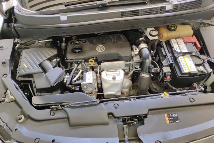 Used Buick GL6 2019 18T 6-Seater Connected Luxury Version China VI Standard Engine Bay