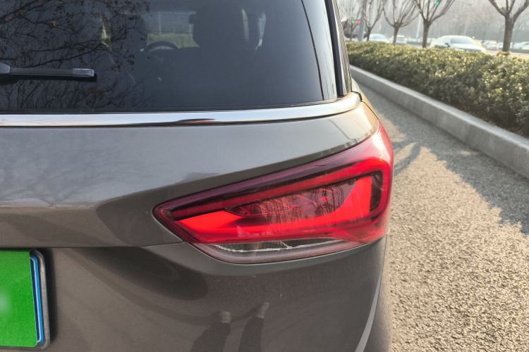 Used Buick GL6 2019 18T 6-Seater Connected Luxury Version China VI Standard Exterior 5