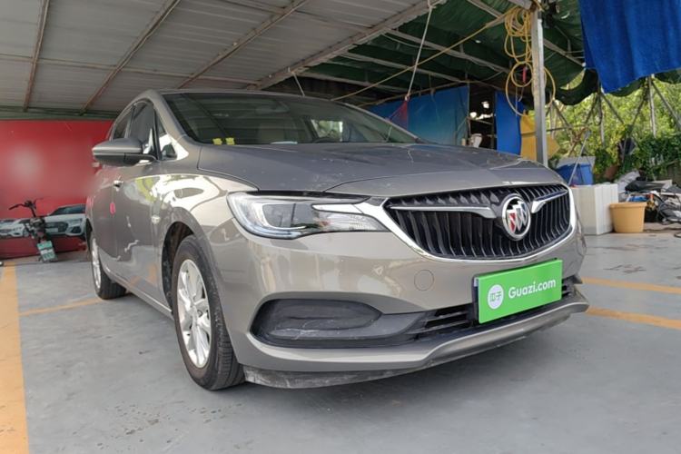Used Buick GL6 2019 18T 6-Seater Elite Version China VI Standard Front Right 45 Deg