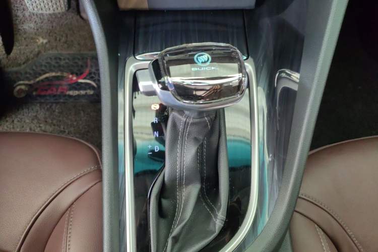 Used Buick GL6 2019 18T 6-Seater Connected Luxury Version China VI Standard Gear Lever