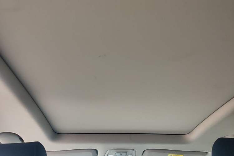 Used Buick GL6 2019 18T 6-Seater Elite Version China V Standard Headliner