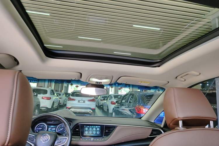 Used Buick GL6 2019 18T 6-Seater Connected Luxury Version China VI Standard Headliner
