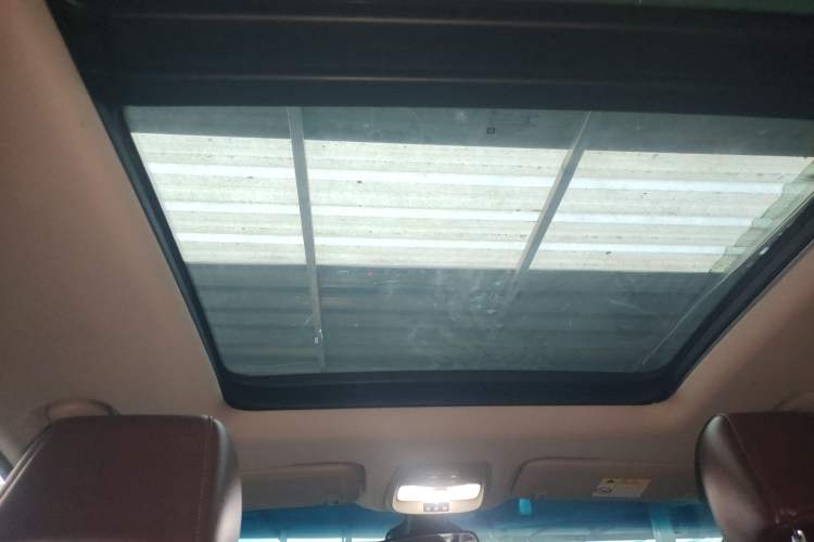 Used Buick GL6 2019 18T 6-Seater Connected Luxury Version China VI Standard Headliner