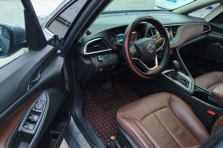 Used Buick GL6 2019 18T 6-Seater Connected Luxury Version China VI Standard Interior 3