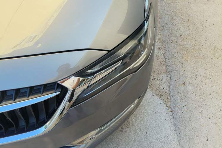 Used Buick GL6 2019 18T 6-Seater Connected Luxury Version China VI Standard Left Front Headlight
