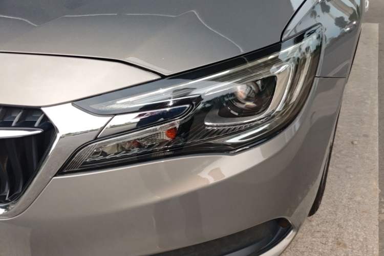 Used Buick GL6 2019 18T 6-Seater Connected Luxury Version China V Standard Left Front Headlight