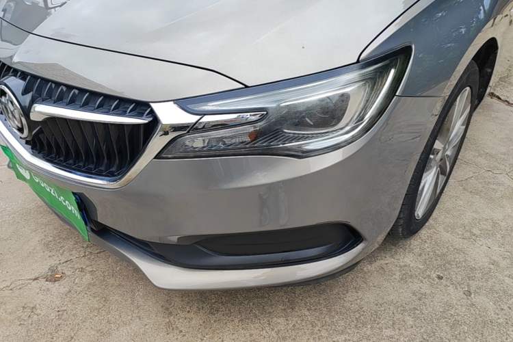 Used Buick GL6 2019 18T 6-Seater Connected Luxury Version China VI Standard Left Front Headlight