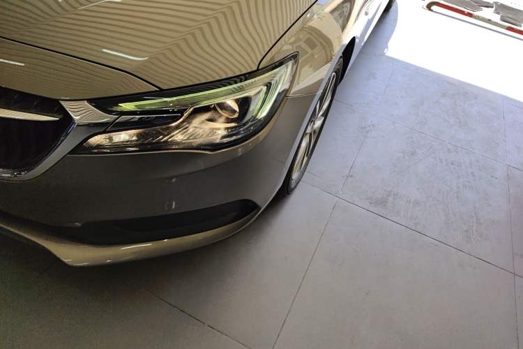 Used Buick GL6 2019 18T 6-Seater Connected Luxury Version China VI Standard Left Front Headlight