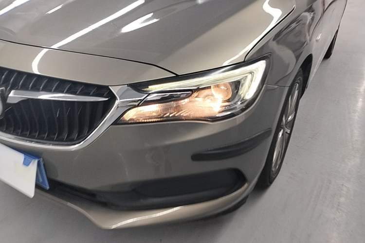 Used Buick GL6 2019 18T 5-Seater Connected Luxury Version China V Standard Left Front Headlight