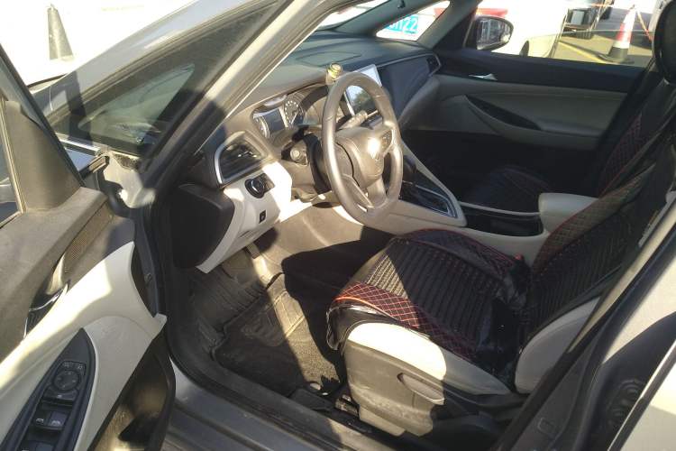 Used Buick GL6 2019 18T 6-Seater Elite Version China VI Standard Left Front Seat