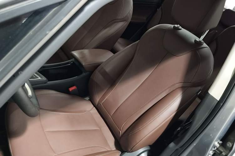Used Buick GL6 2019 18T 6-Seater Connected Luxury Version China VI Standard Left Front Seat