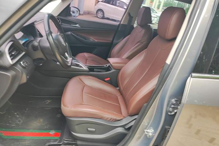 Used Buick GL6 2019 18T 6-Seater Connected Luxury Version China VI Standard Left Front Seat