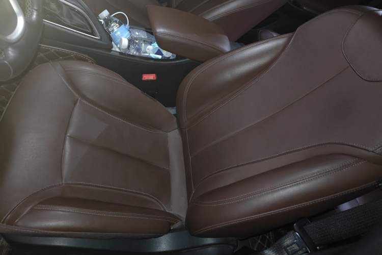 Used Buick GL6 2019 18T 6-Seater Connected Luxury Version China VI Standard Left Front Seat