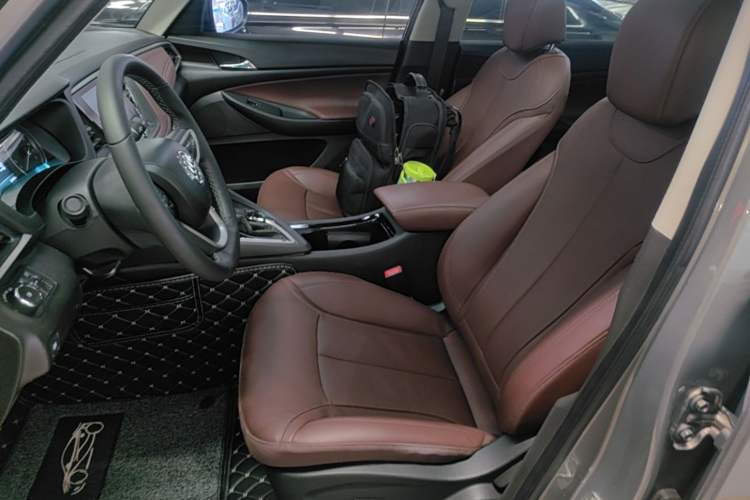 Used Buick GL6 2019 18T 6-Seater Connected Luxury Version China VI Standard Left Front Seat
