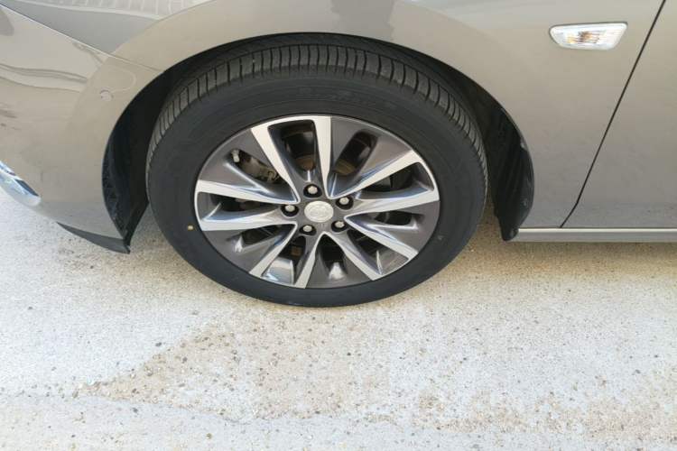 Used Buick GL6 2019 18T 6-Seater Connected Luxury Version China VI Standard Left Front Wheel Hub