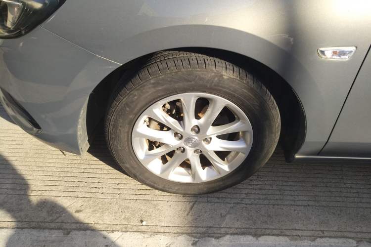Used Buick GL6 2019 18T 6-Seater Elite Version China VI Standard Left Front Wheel Hub