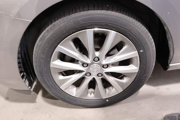 Used Buick GL6 2019 18T 6-Seater Connected Luxury Version China VI Standard Left Front Wheel Hub