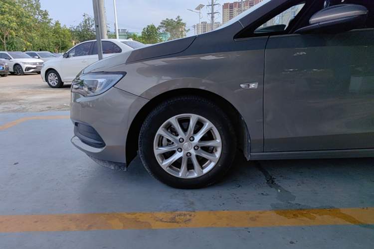 Used Buick GL6 2019 18T 6-Seater Elite Version China VI Standard Left Front Wheel Hub